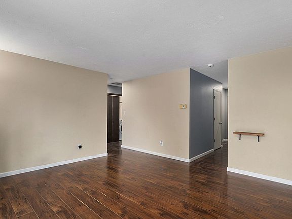 5th image of 931 S Main Avenue