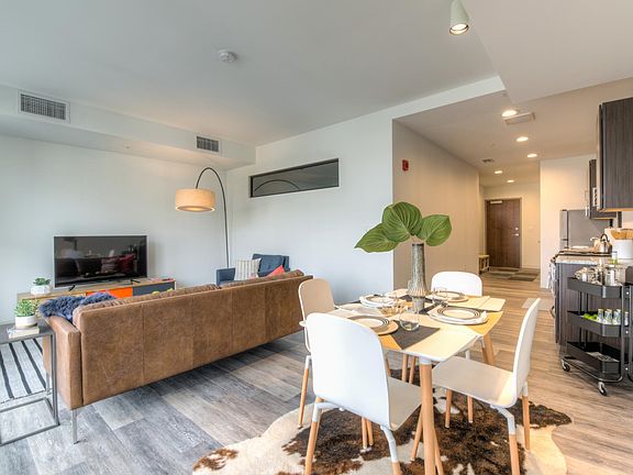 4th image of 728 Market St APT 1014