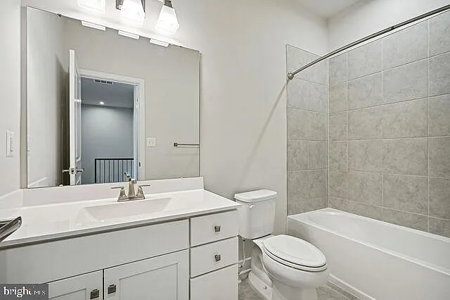2715 Evansgreen Dr — Photo 17