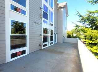 Remodeled One Bedroom with Large deck - H Street 2B, Blaine, WA 98230