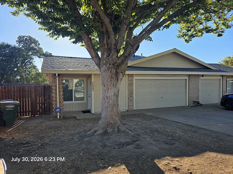 6835 Barbara Lee Cir — Photo 2