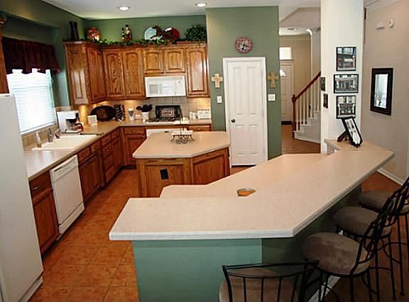 5th image of 3925 Silverwood Ln