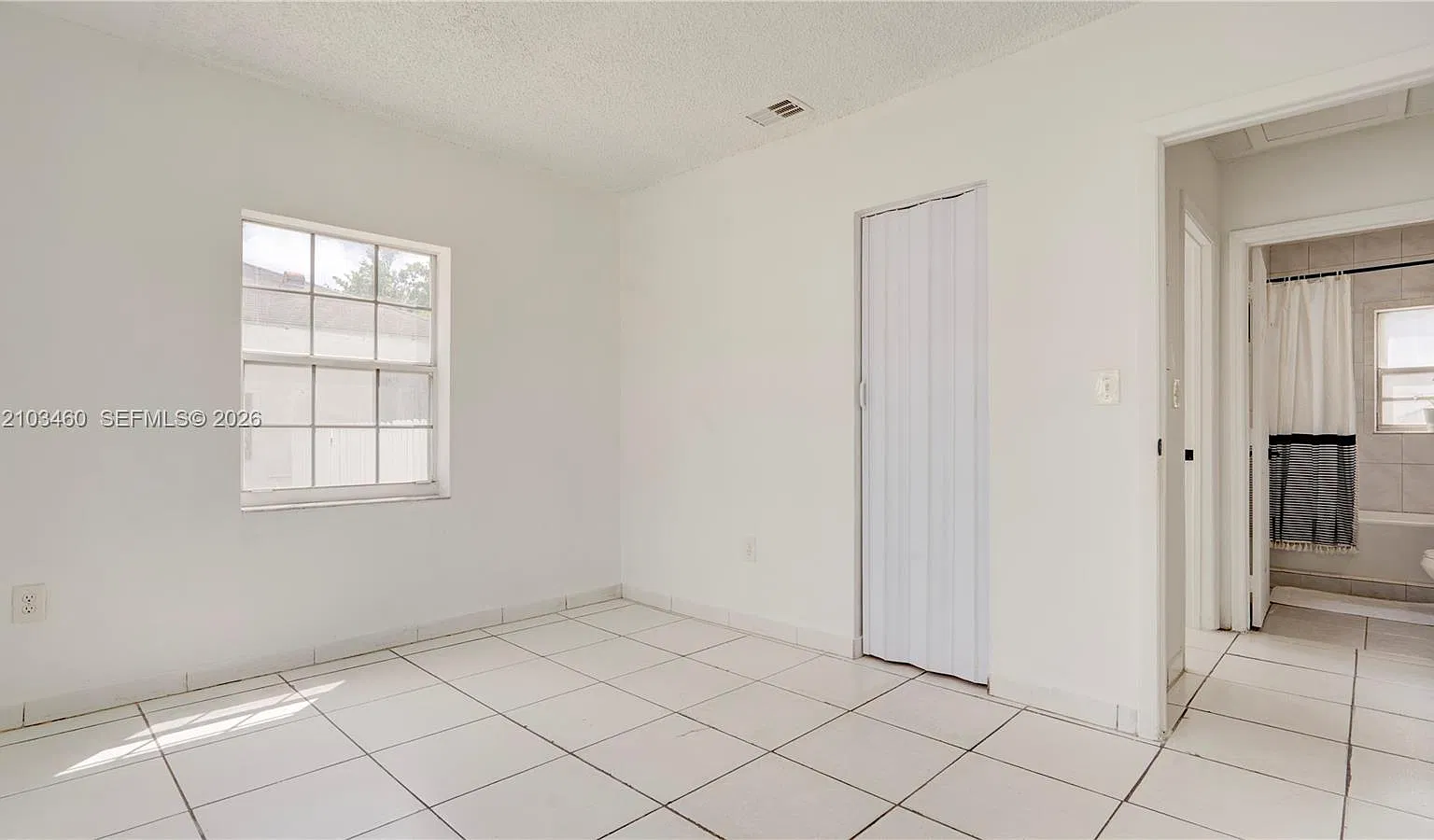 Stephen Manor — Photo 3