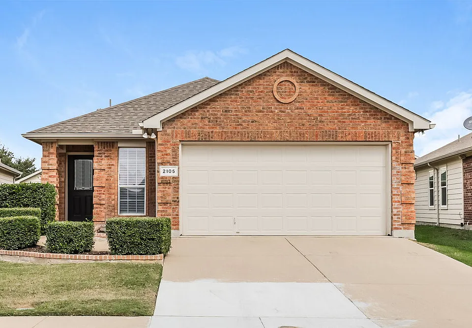 2105 Charmion Ln