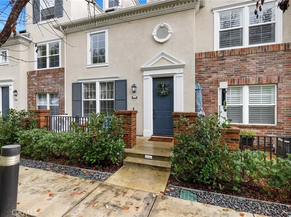 17 Granville St #57, Mission Viejo, CA 92694