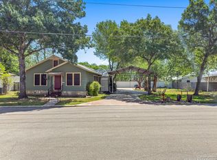 1175 W Coll, New Braunfels, TX 78130