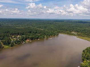 331 Terrapin Pointe Rd, Hodges, SC 29653