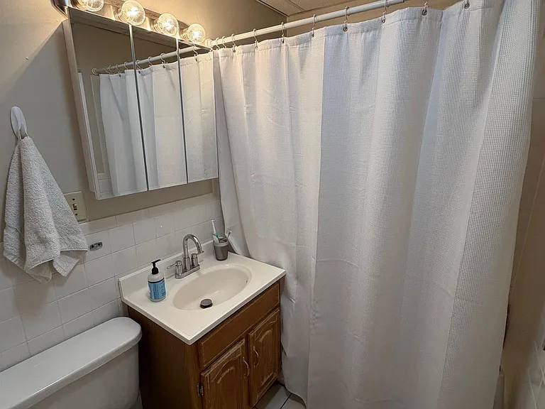 288 Prospect St #6 — Photo 8