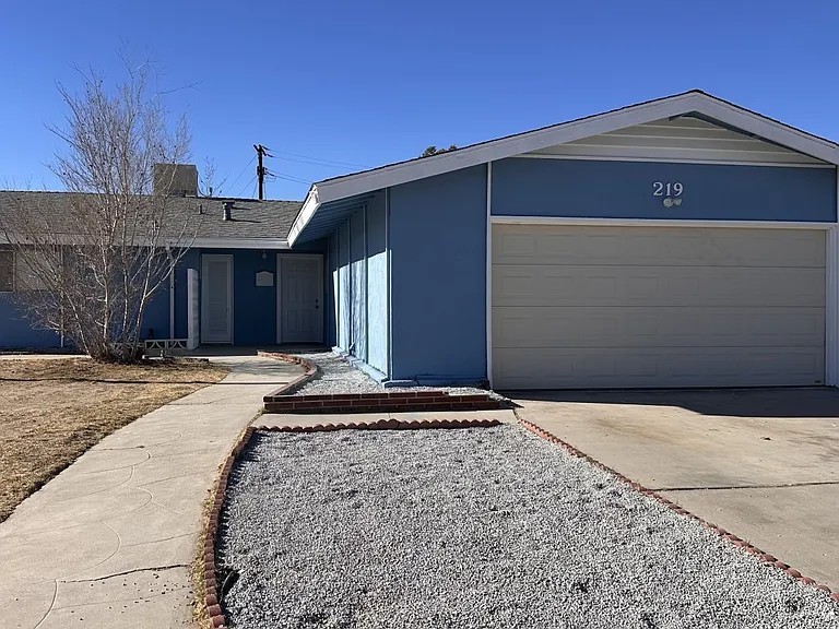 219 S Norma St — Photo 1