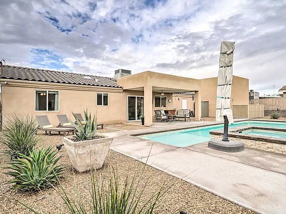 3rd image of 3460 Oro Grande Blvd