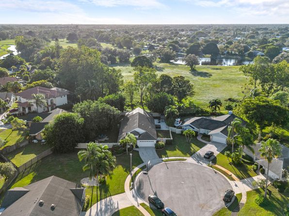 11356 Coralwood Court, Wellington, FL 33414