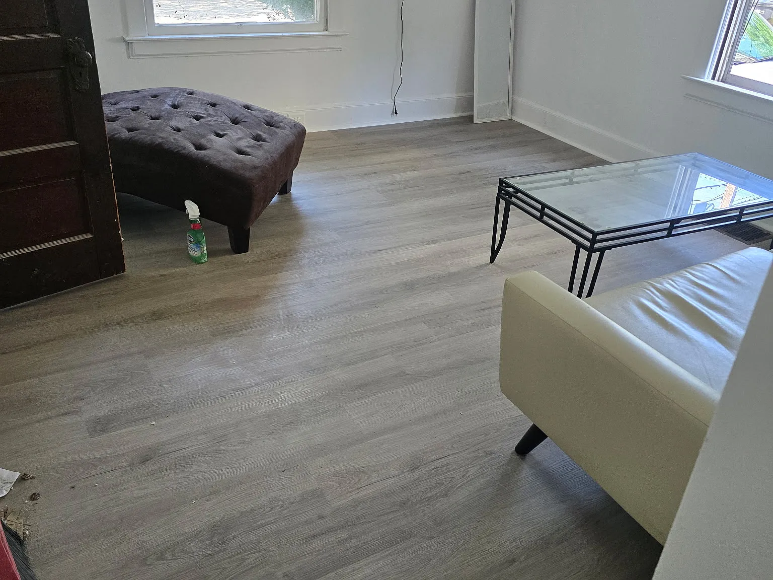3 bed, 900 sqft, $2,100 — Photo 3