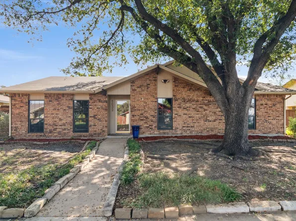 5032 Pemberton Ln, The Colony, TX 75056