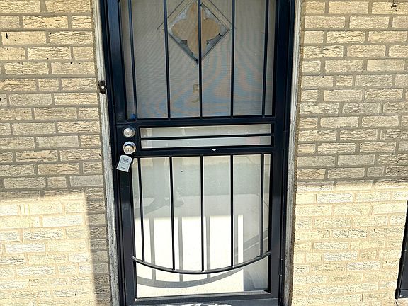 2nd image of 3131 51st Ave