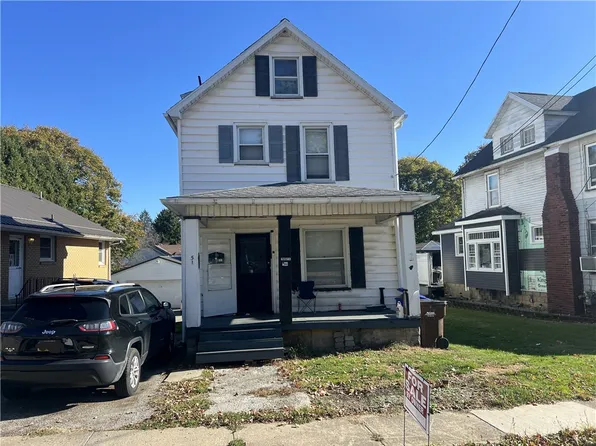 51 N High St, Greenville, PA 16125