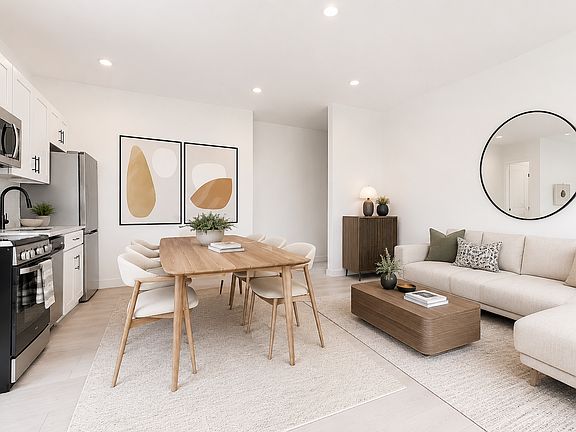 2nd image of 174 Hester St APT 10