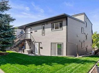 1622 S 28th Ave SW #7, Calgary, AB T2T1J4