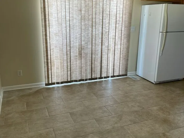 Penny Ln — Photo 9