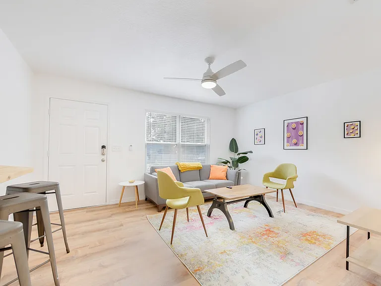 221 Nesmith Ave #A — Photo 9