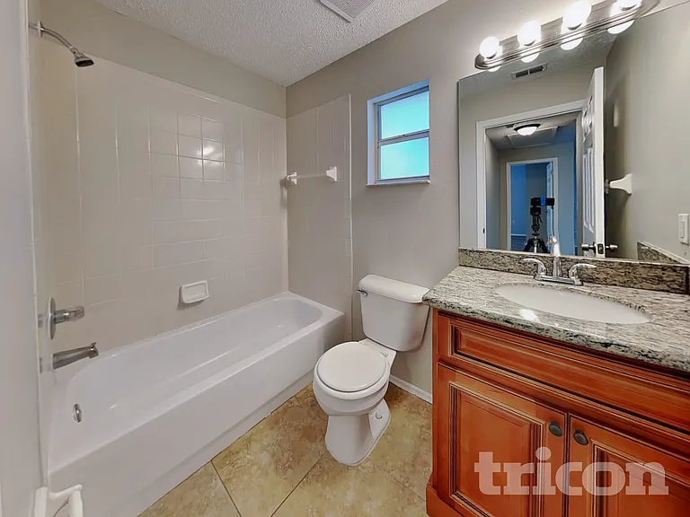 1910 Lillian Ave — Photo 15
