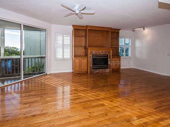 4th image of 1719 Mandalay Dr