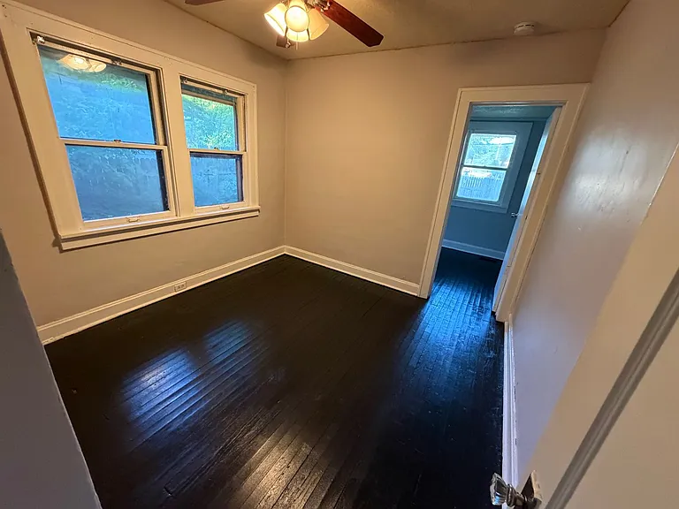 5839 Wabash Ave — Photo 5