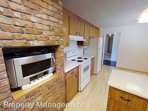 5th image of 2262 Fairway Ln