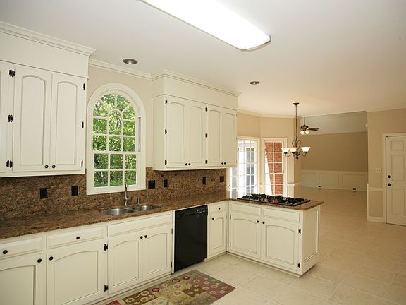 4th image of 2995 Abbottswell Dr