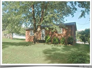 718 32nd St NE, Conover, NC 28613