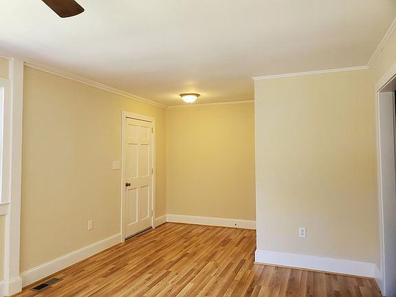 3rd image of 145 Carver St
