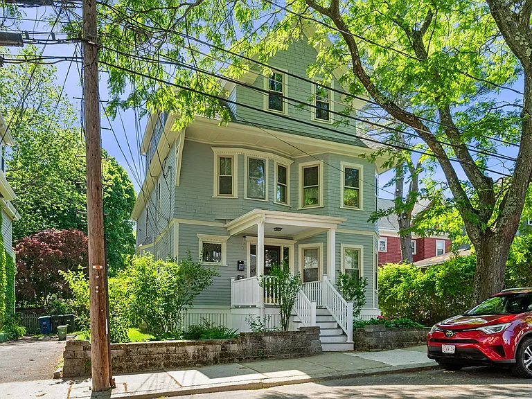9 Waldo St #2 — Photo 4