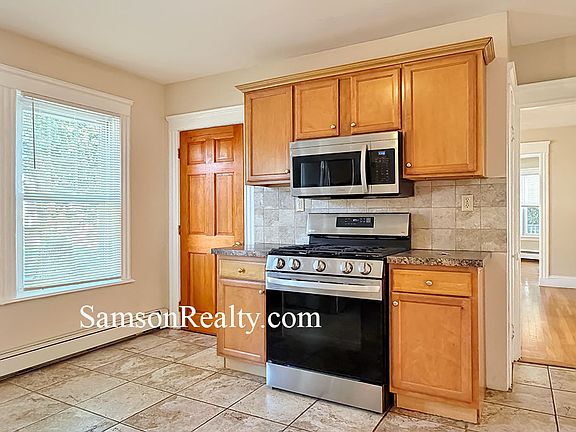 5th image of 133 4th St #1