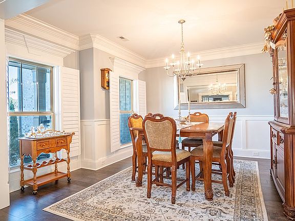 3rd image of 6026 Peach Pond Way