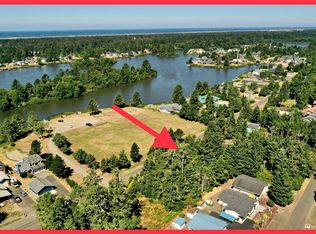 546 Duck Lake Dr SE, Ocean Shores, WA 98569