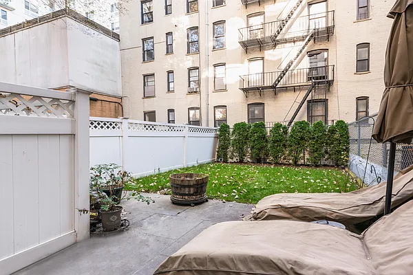 Rented by Brown Harris Stevens | media 12