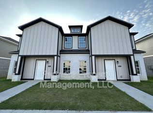 928 S Amarillo Ave, Fayetteville, AR 72704