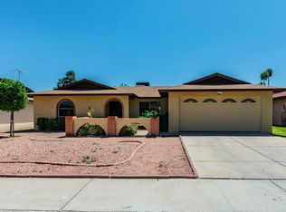 5233 W Mescal St, Glendale, AZ 85304