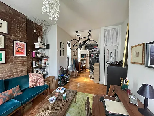 Rented by Best Apartments North Inc | media 21