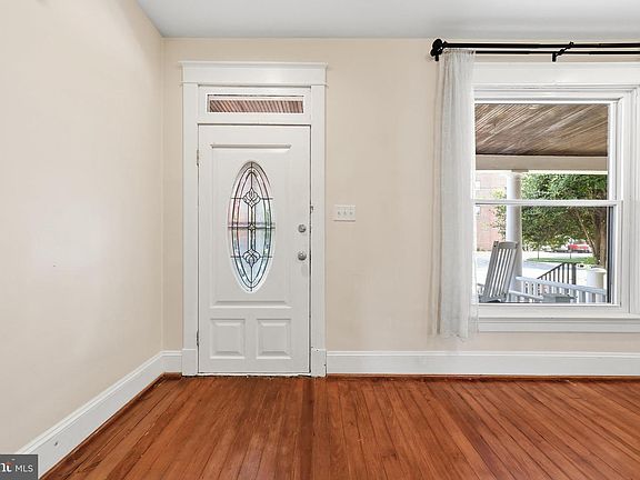 5th image of 334 Park Ave