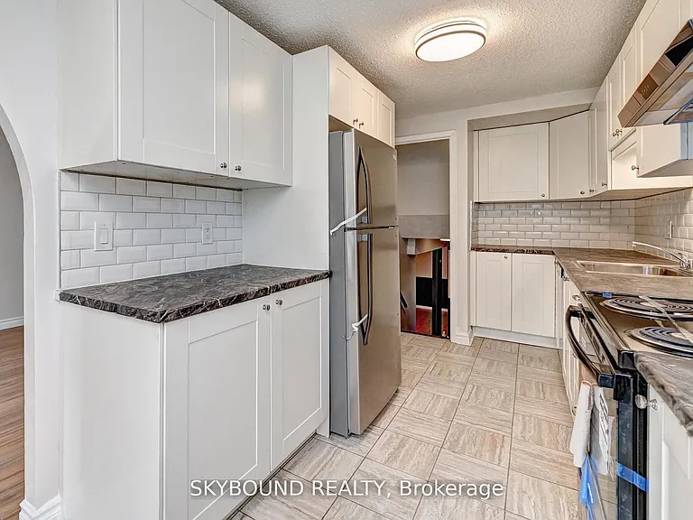 48 Cluthe Cres — Photo 18