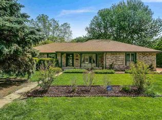 400 N Brook Forest Rd, Derby, KS 67037
