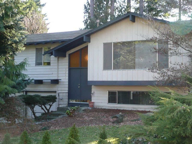 1st image of 9207 NE 133rd St