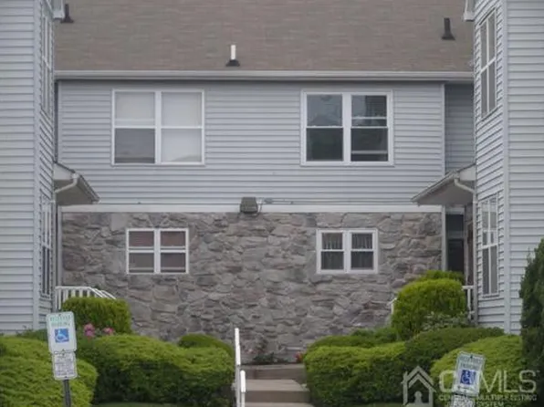 316 Ventnor Ct, Piscataway, NJ 08854