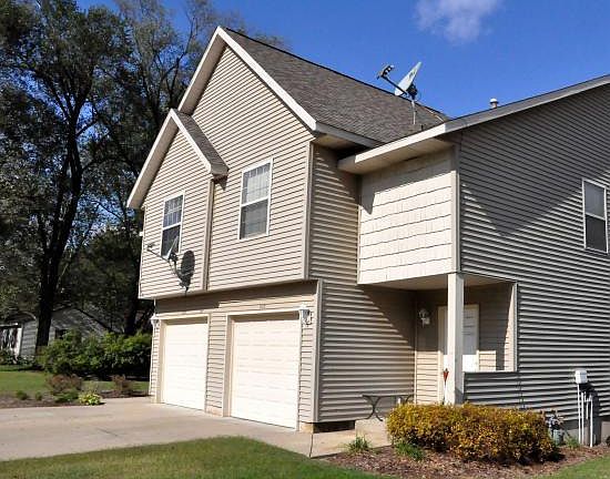 2nd image of 535 W 30th St