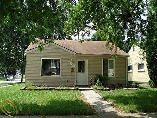 1st image of 34413 Winslow St