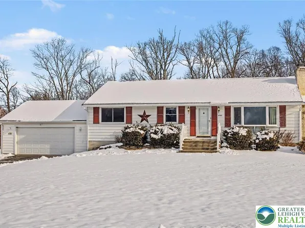 3702 Kings Rd, Pennsburg, PA 18073