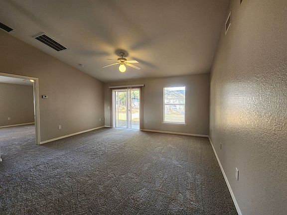 5th image of 754 Caribou Dr
