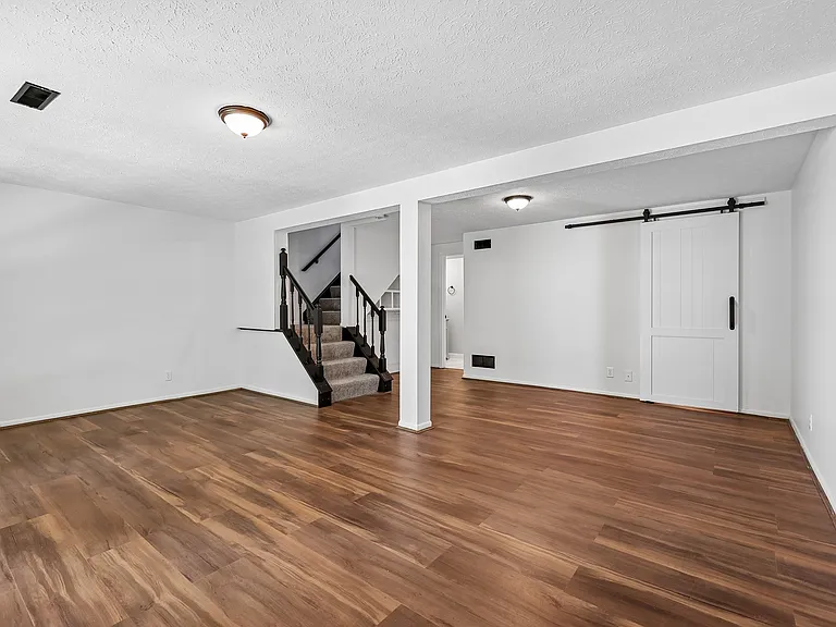 1608 Shady Cove Ln — Photo 39