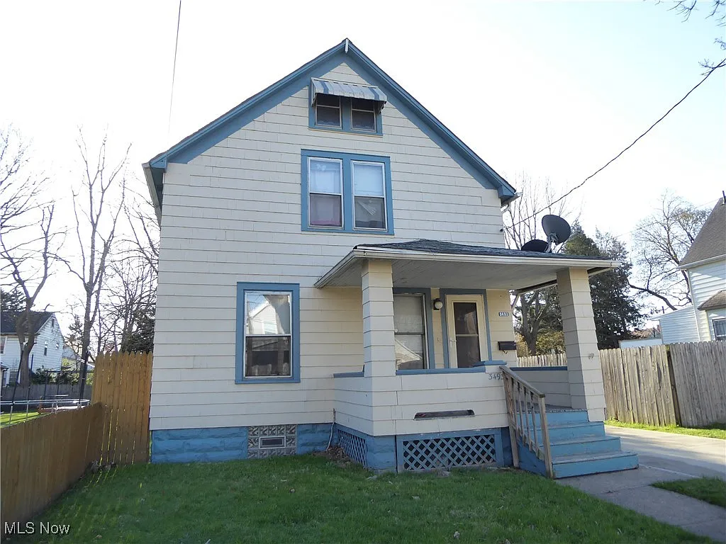 3493 W 56th St photo 1