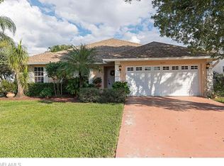 3620 Kent Dr, Naples, FL 34112